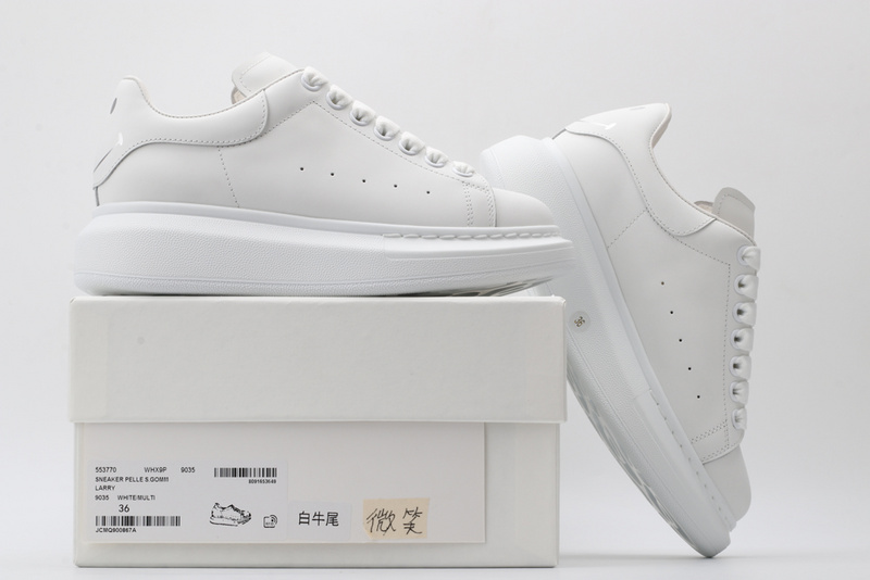 A1exa*der m*q*en sports shoes