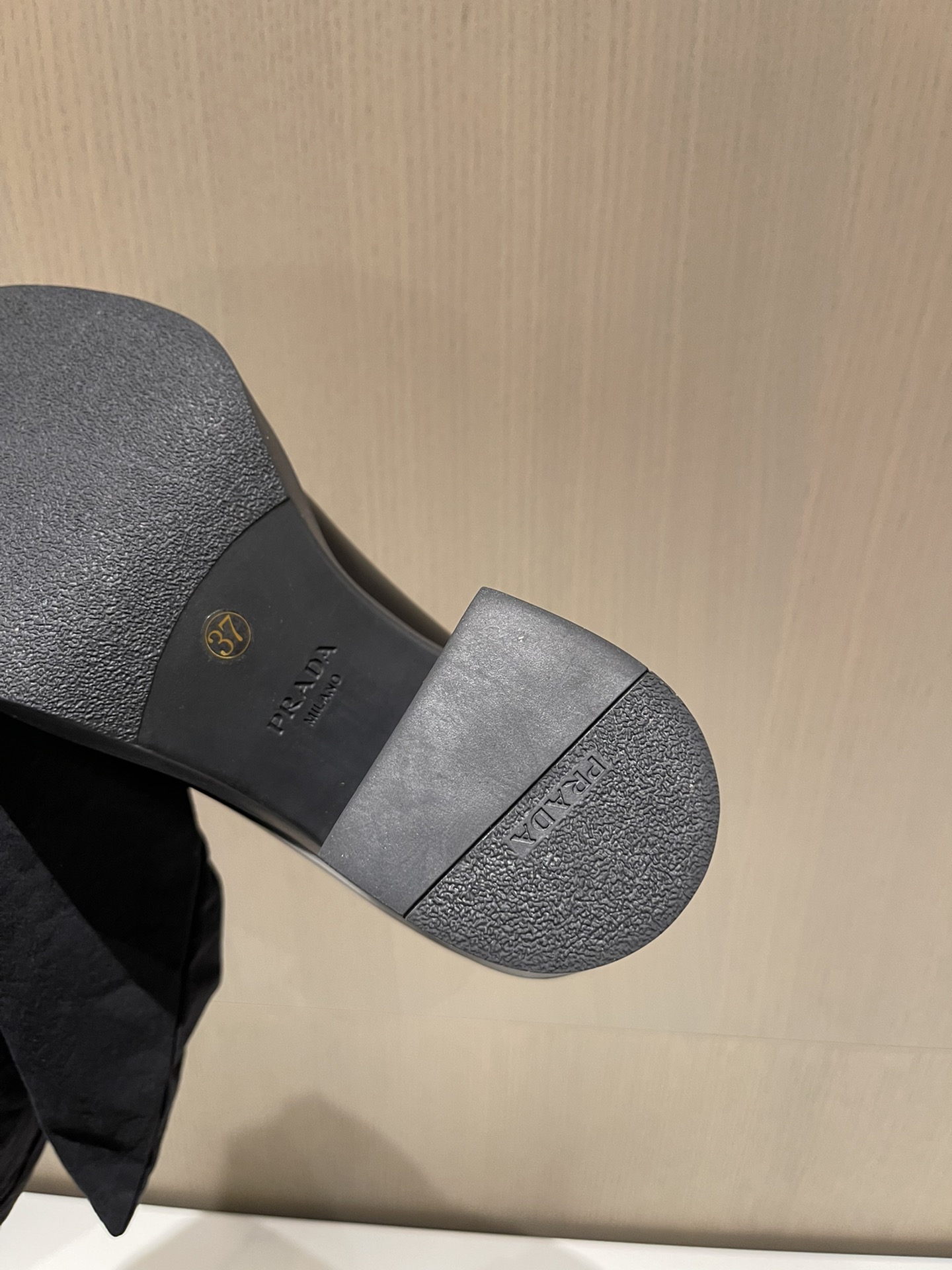 Pra*a loafers 2022ss