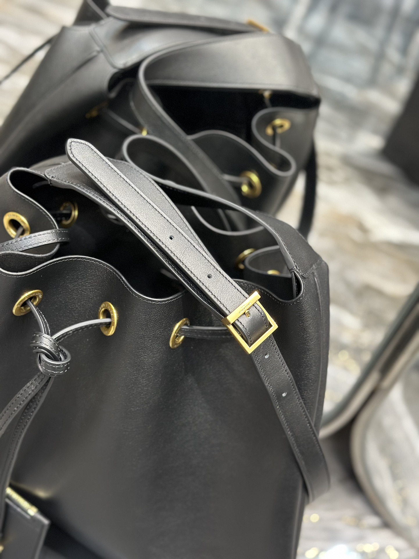 Y*L flat hobo bag-44×33×2.5cm