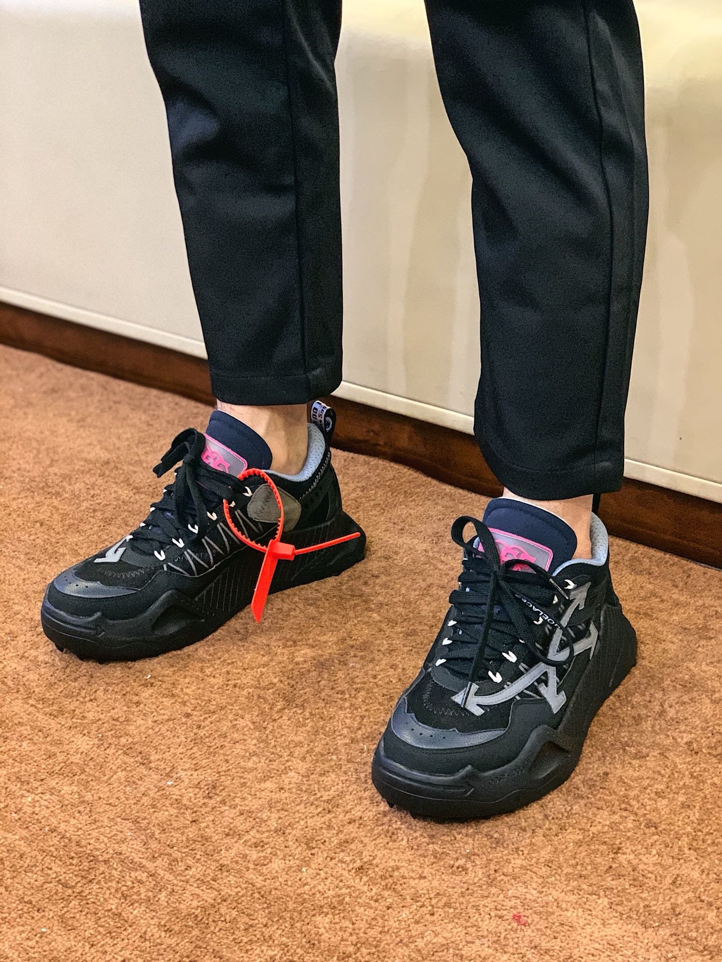 OFF-WHITE C/O​ ODSY-1000 SNEAKERS