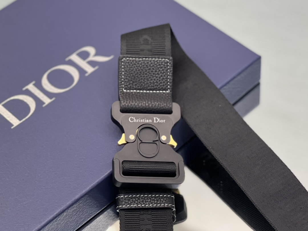 D*or saddle bag-20 x 28.6 x 5cm