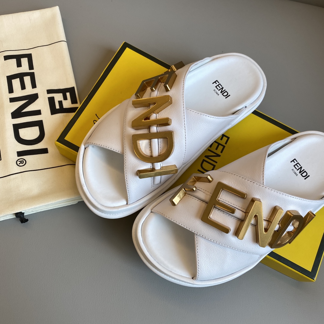 F**digraphy sandals(eu35-41)