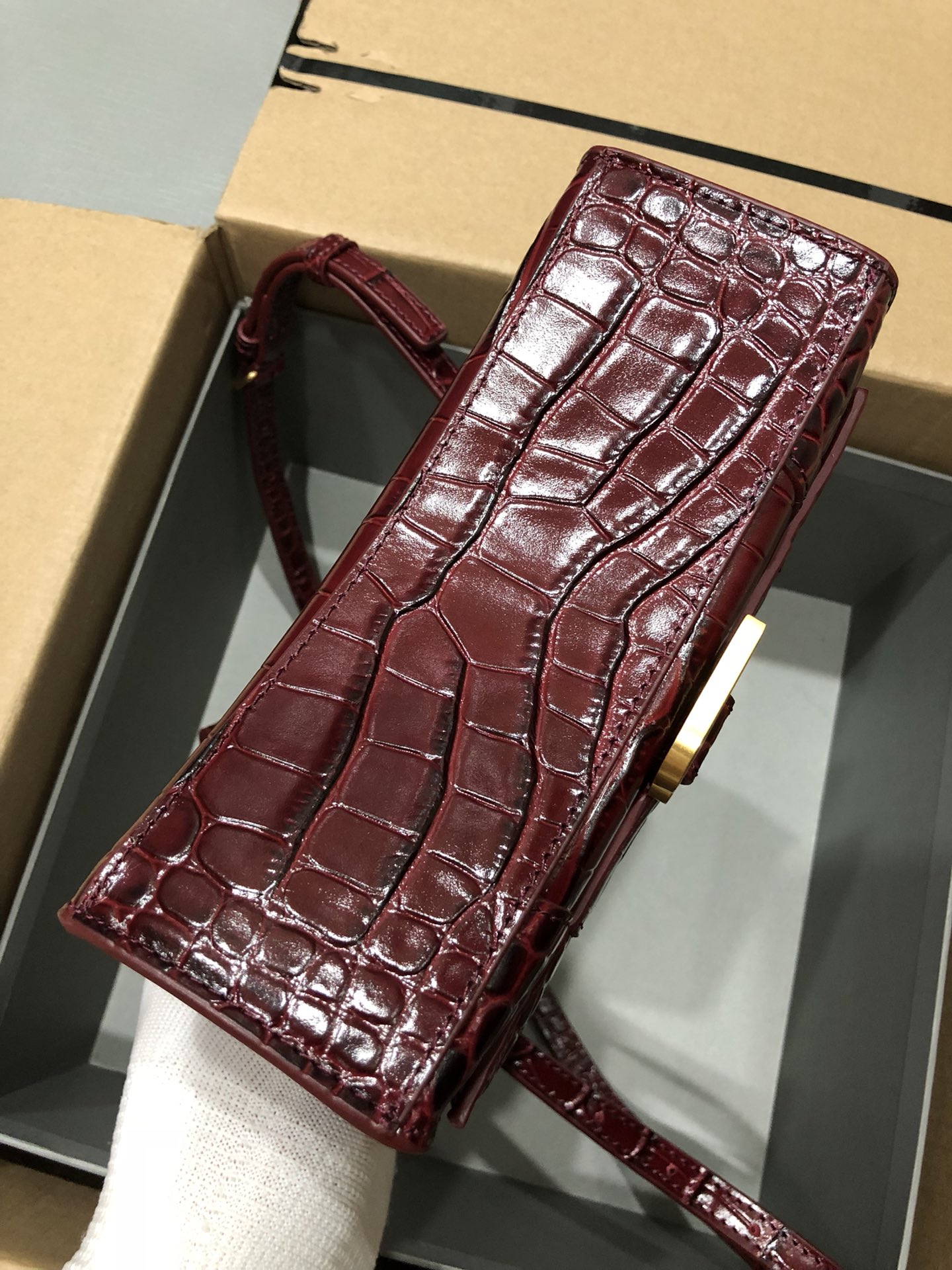 Ba*len*cia*ga small hourglass bag-13*8*19cm