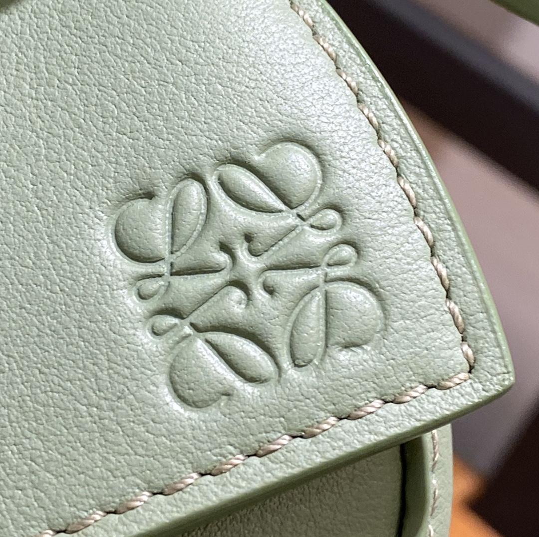 L0ew* puzzle mini bag-18*11*7.5cm