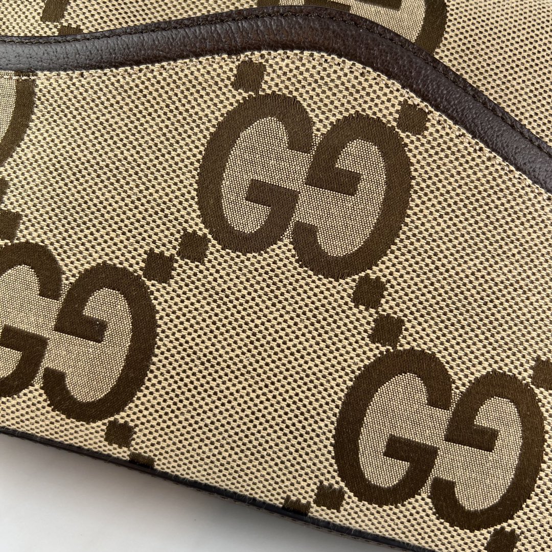 G*u*i crossbody bag-25.5x20x6cm