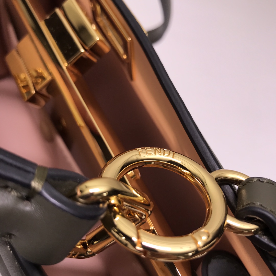 F**di peekaboo-29*12*18.5cm