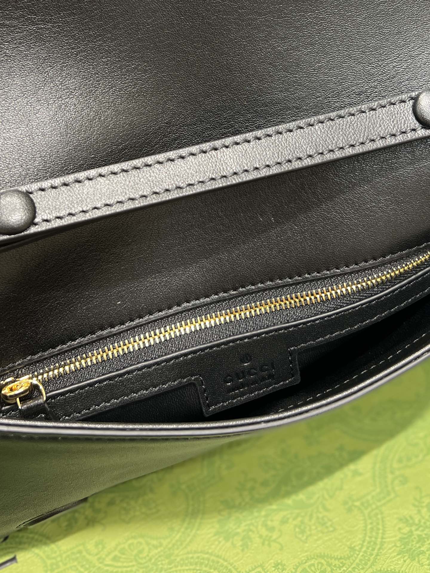 G*u*i blondie shoulder bag-28*16*4cm