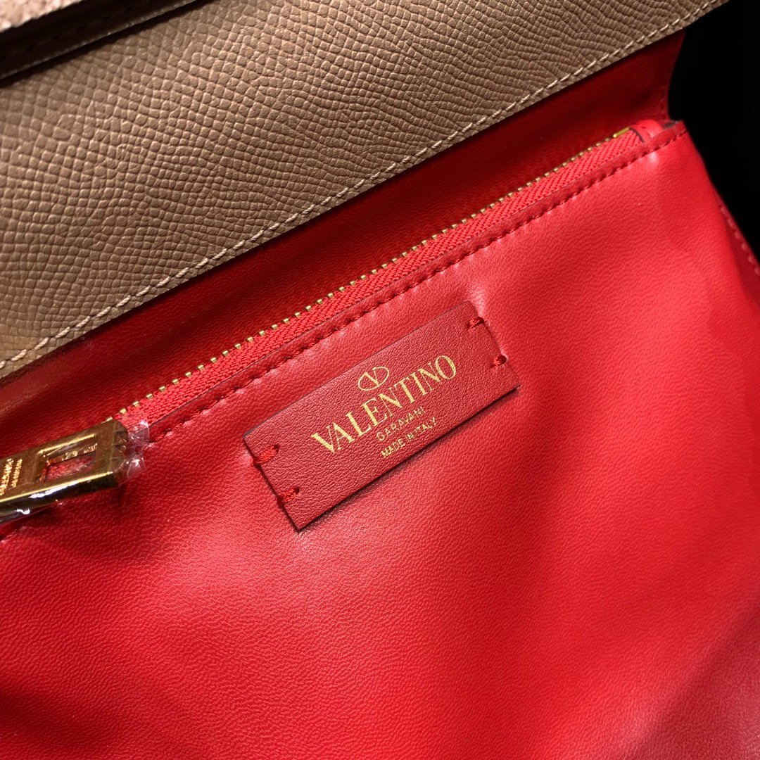 Va1e*ntin0 garavani vsling bags-30.5*23*14 cm