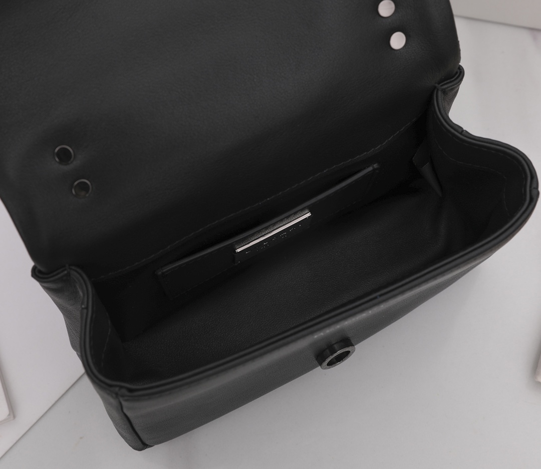 B*l*ai serpenti cabochon bag-18*12*8cm