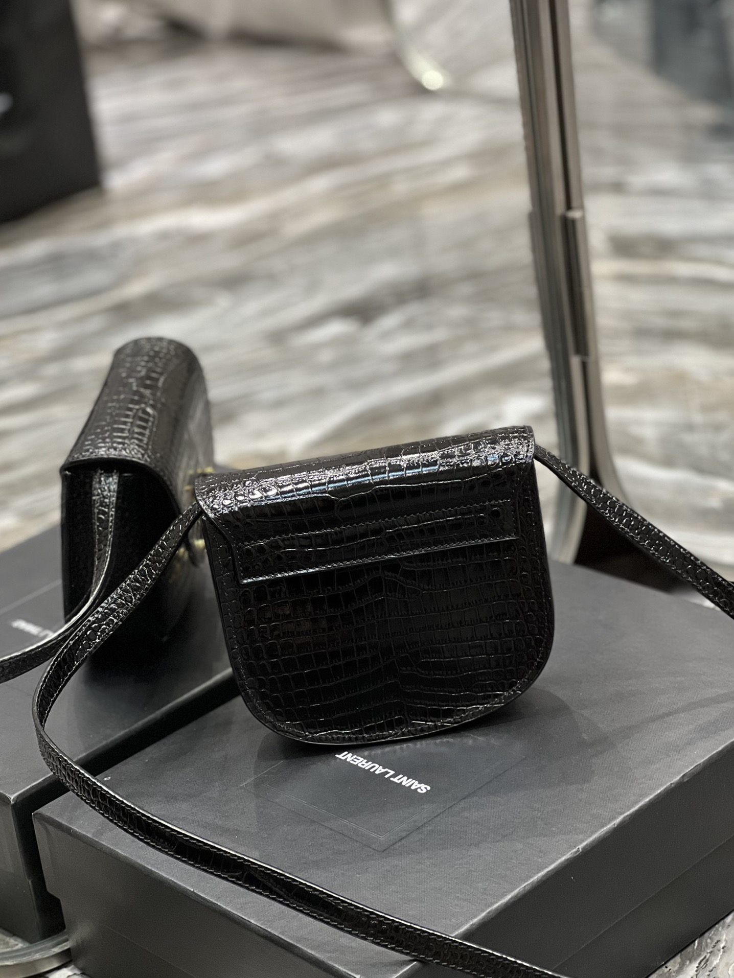 Y*L kaia bag-18x15.5x5.5cm