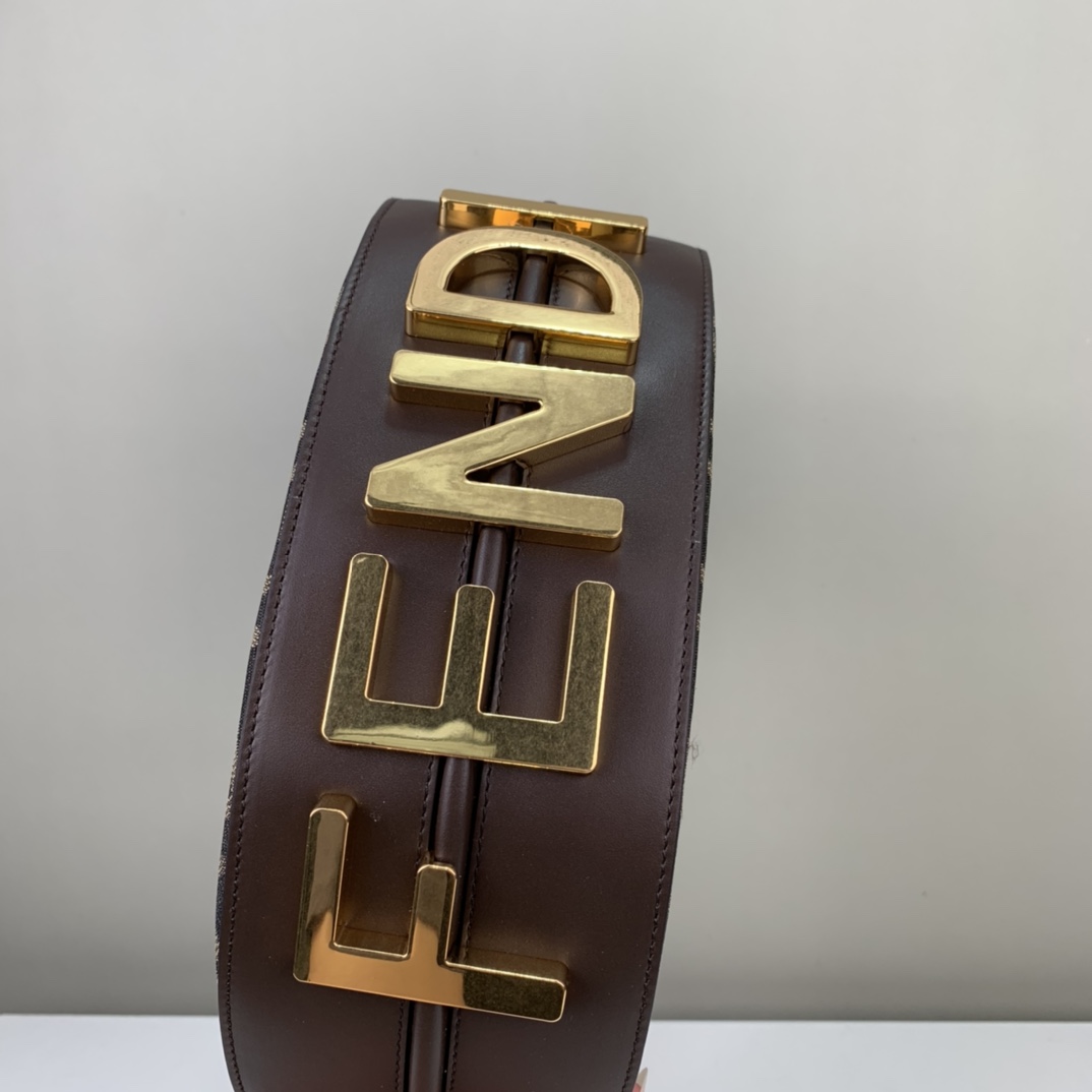 F**di graphy bag-29 x24.5 x10cm