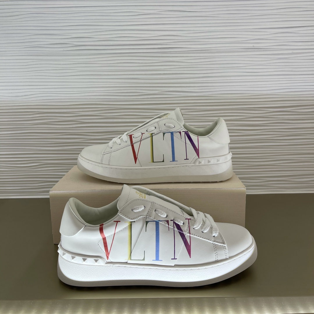 Va1e*ntin0 garavani sneakers