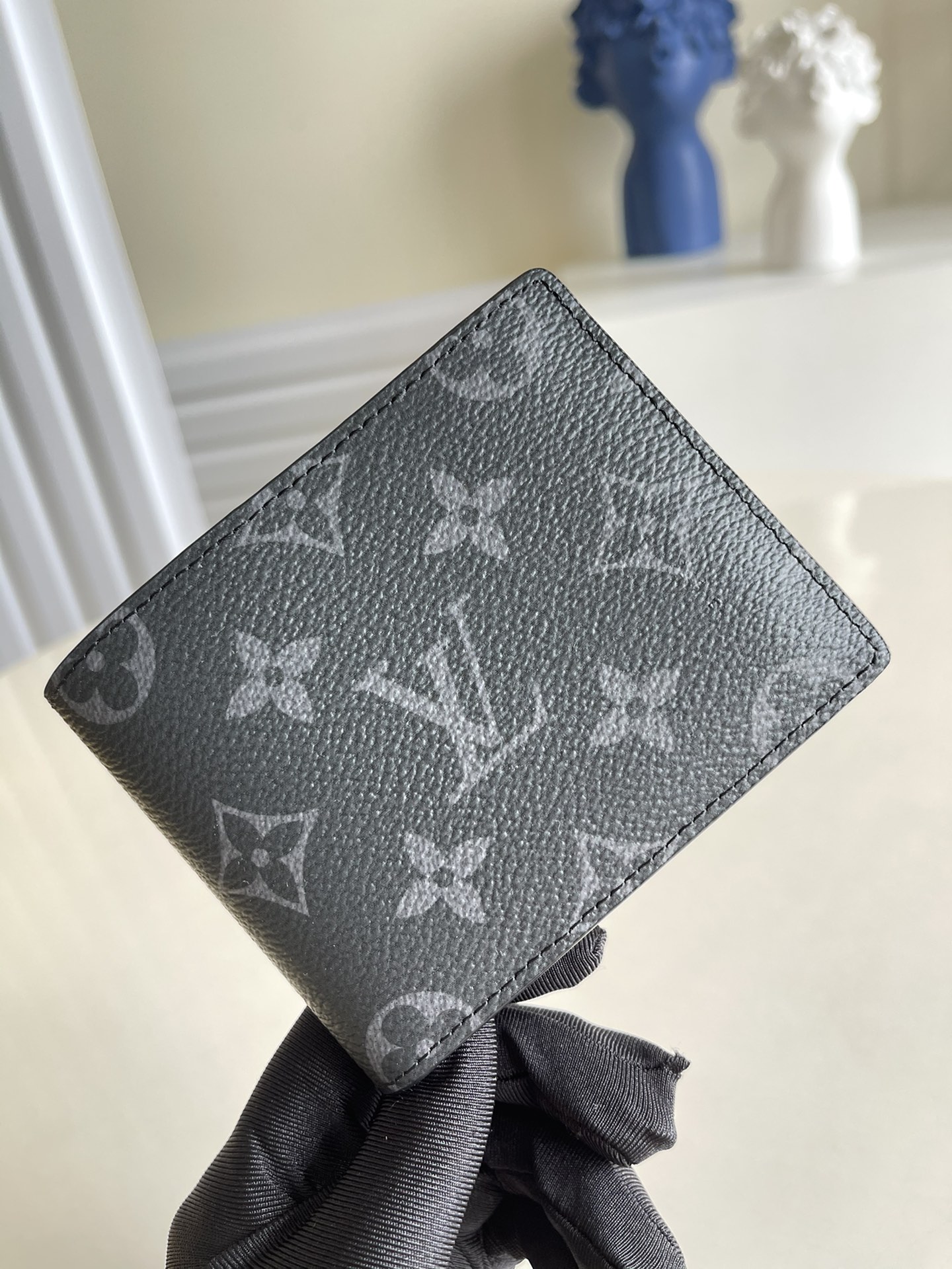 l0*is V*t0n slender wallet-m62294-11*9*2cm