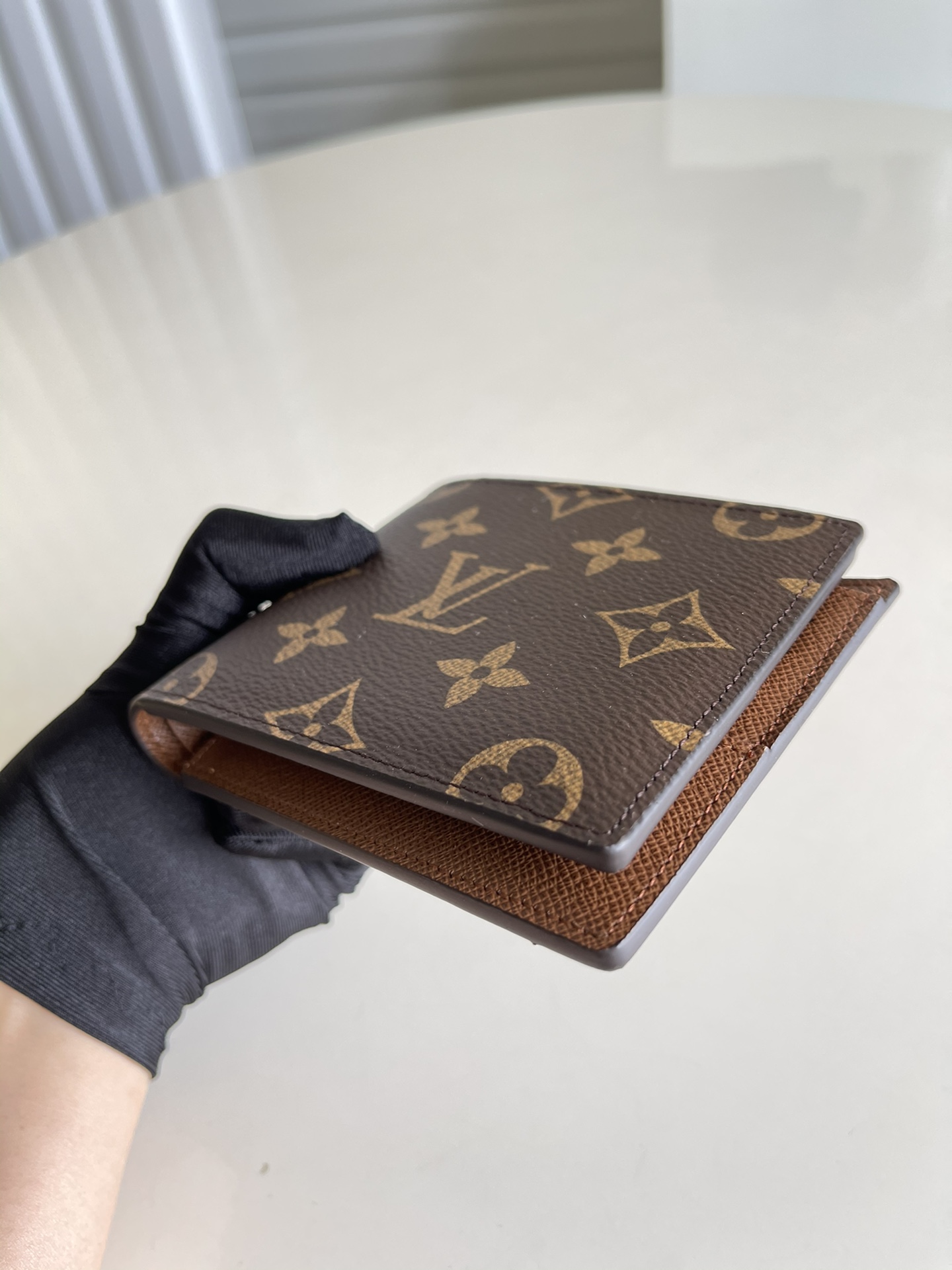 l0*is V*t0n slender wallet-m62294-11*9*2cm