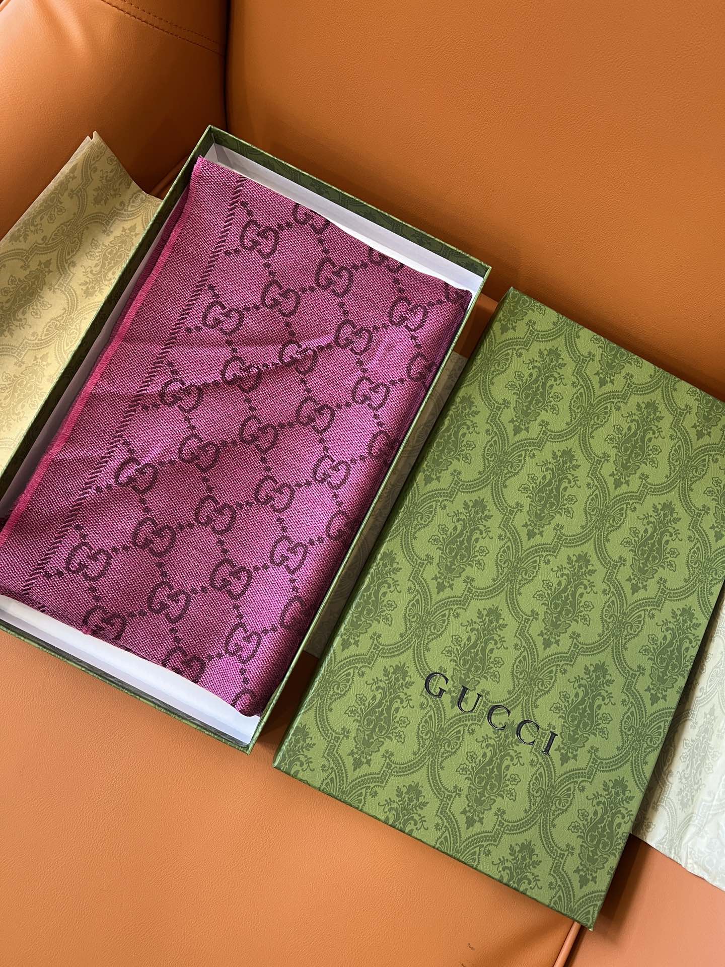 G*u*i scarf-48*180cm