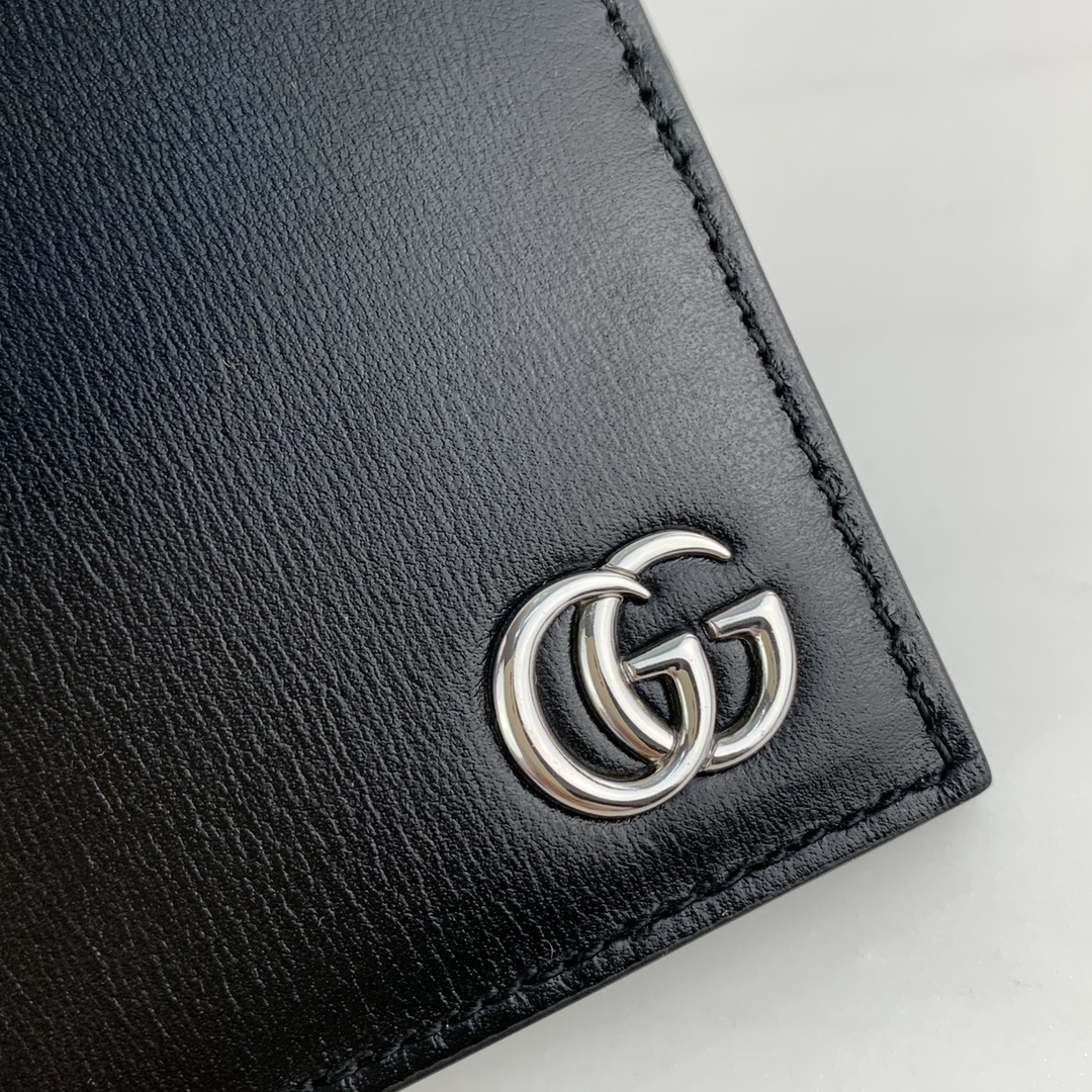 G*u*i wallet-11x9cm