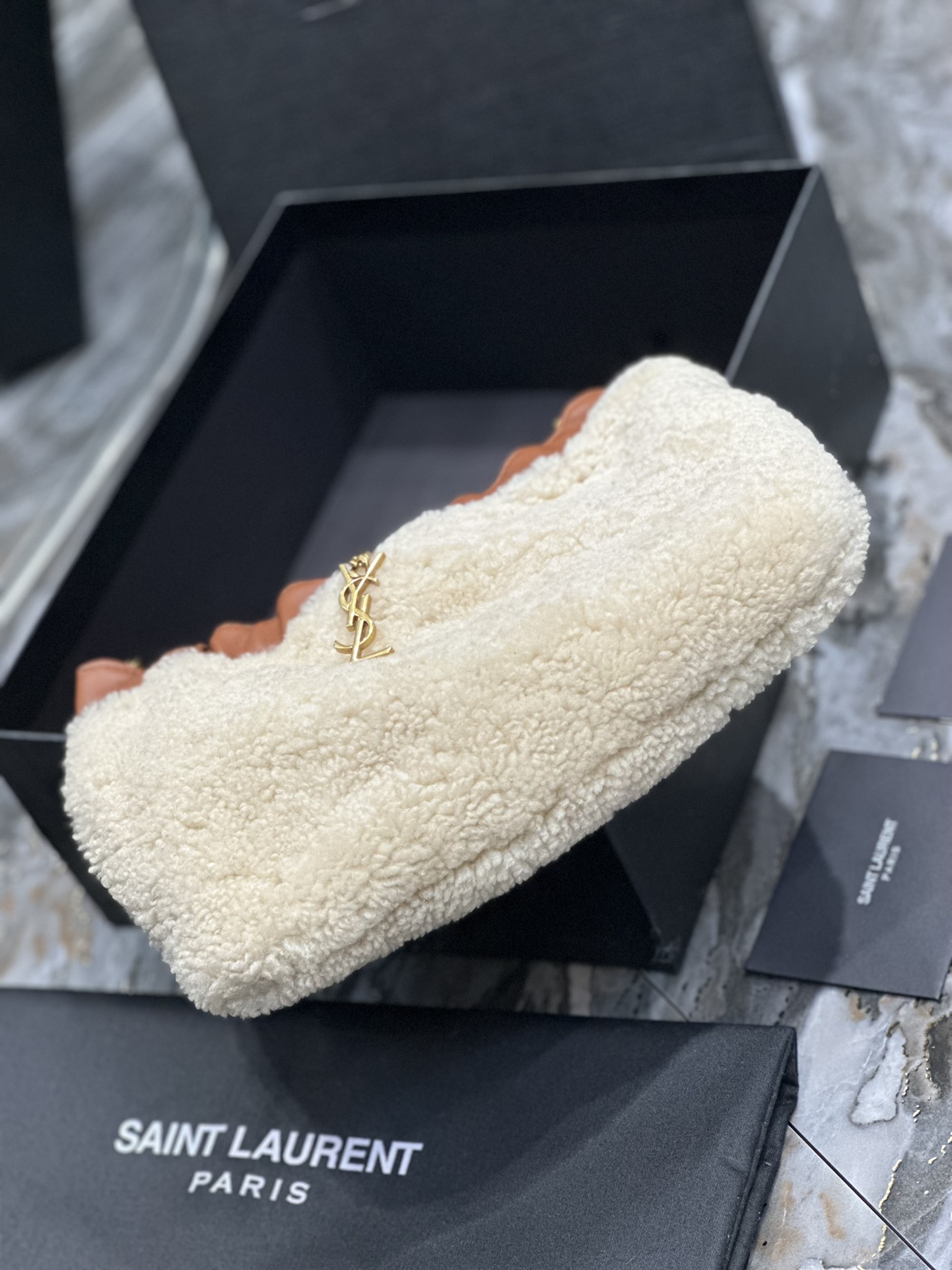 Y*L mini leather shoulder bbag-24x14x4cm