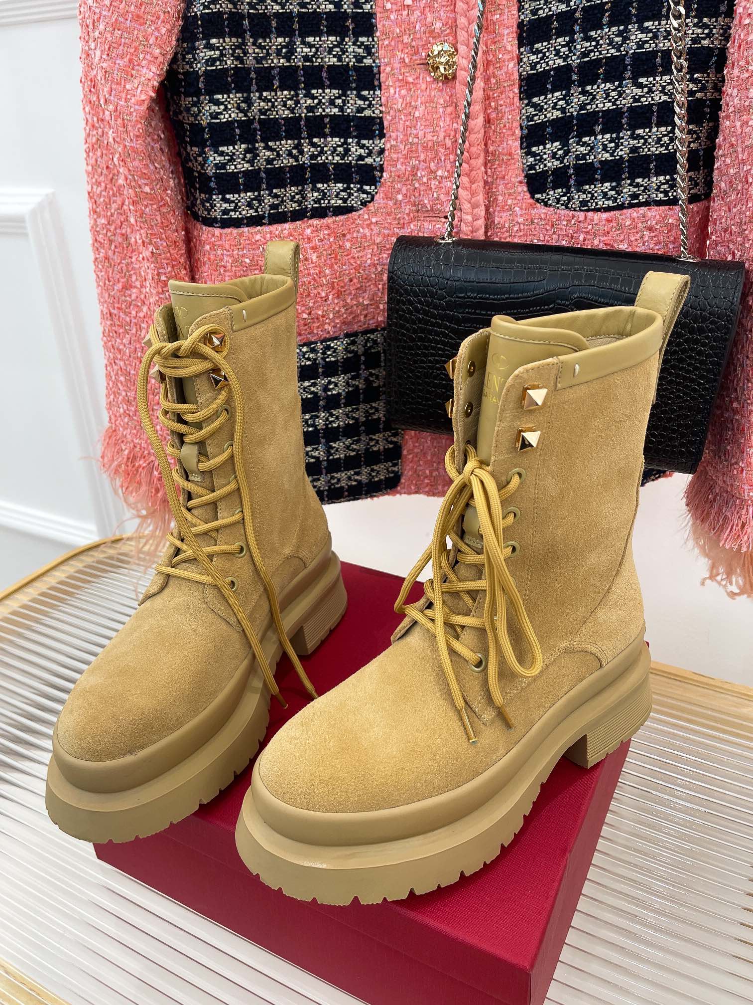 Va1e*ntin0 boots(eu35-41)