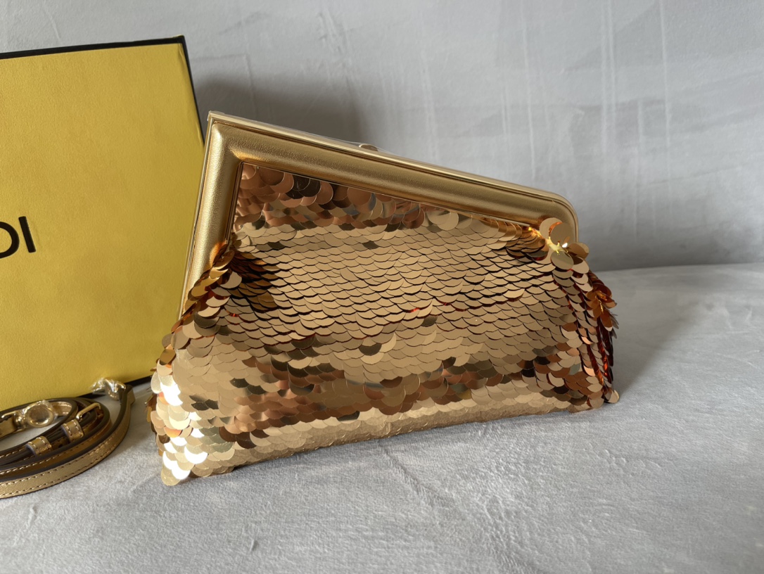 Fendace First Bag-26*9.5*18CM