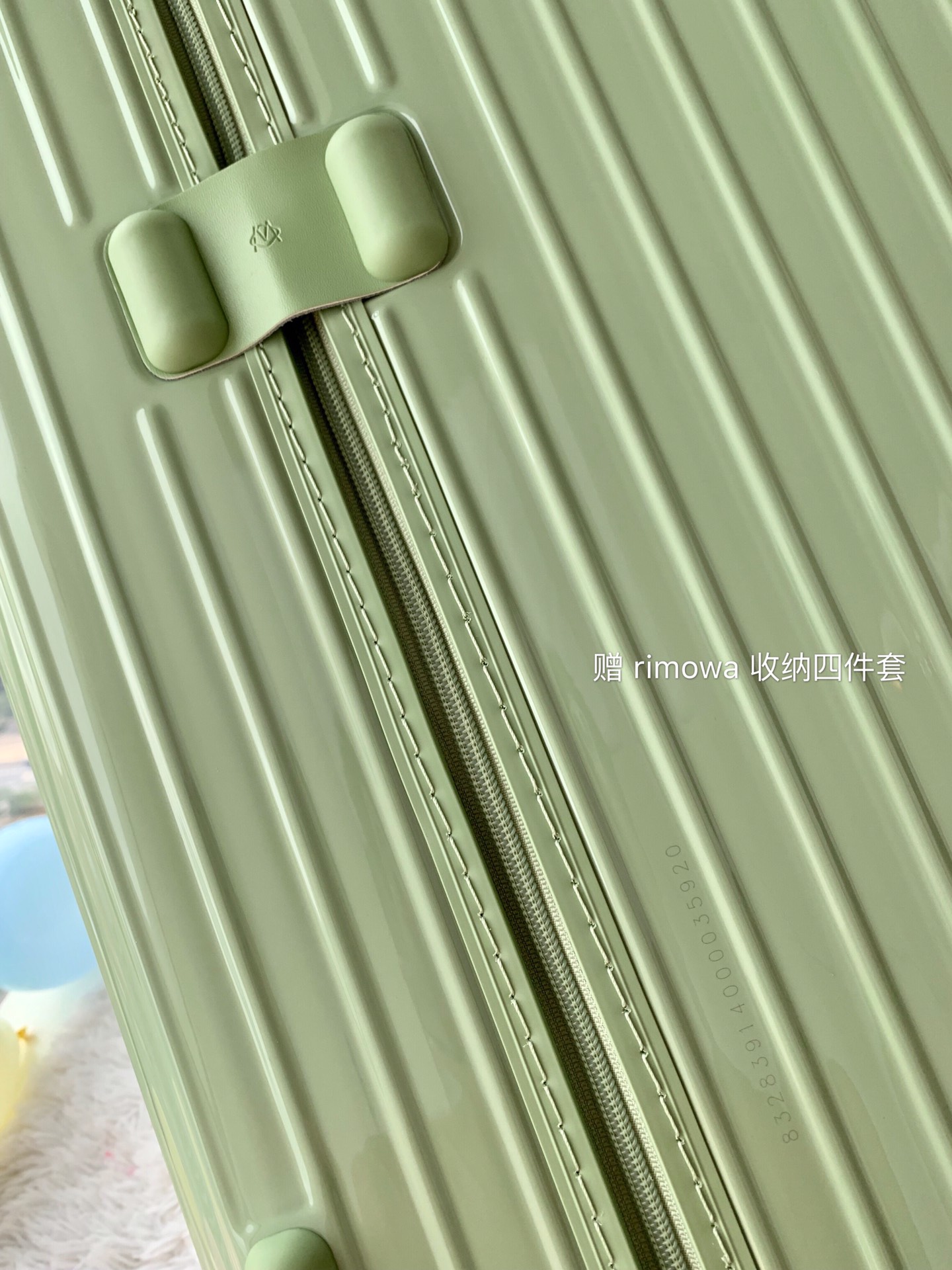 r1m0wa essential ttrunk plus lU*gage-‭29&31inch