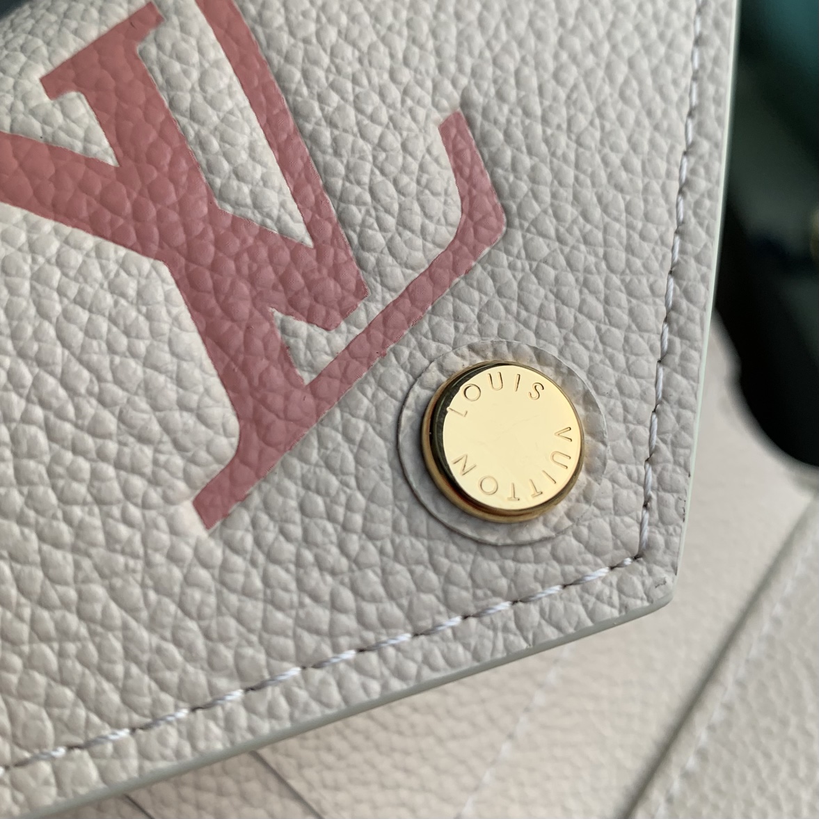 l0*is V*t0n wallet m82062-12 x 9.5 x 1.5cm