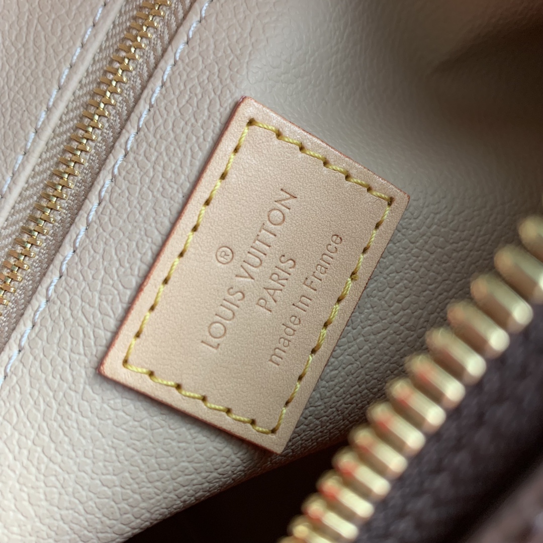 l0*is V*t0n cosmetic bag m46458-27*18*9cm