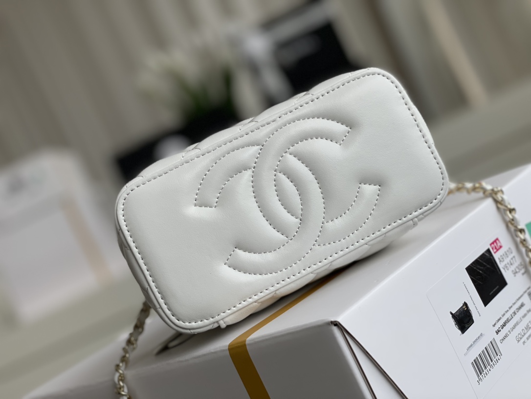 Ch@nel Cosmetic Bag-Lambskin-18CM