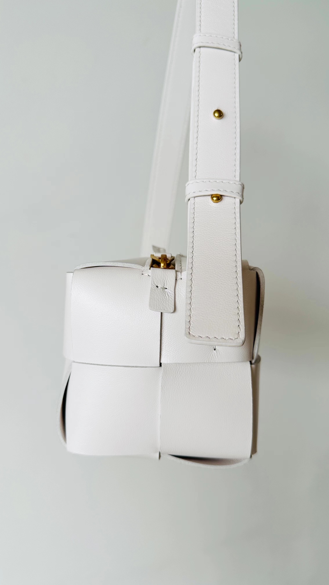 bo*te*ga ve*ne*ta bR1ck mini cassette bag-23.5*10*10cm