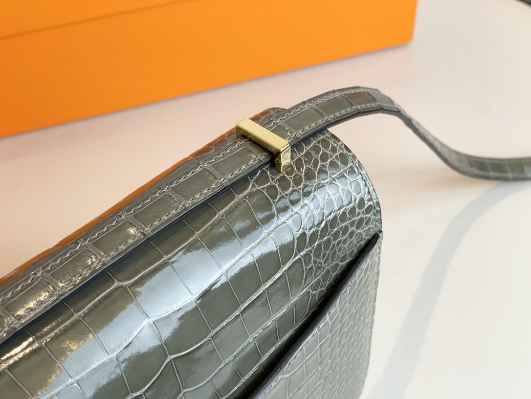 H**mes constance-19cm