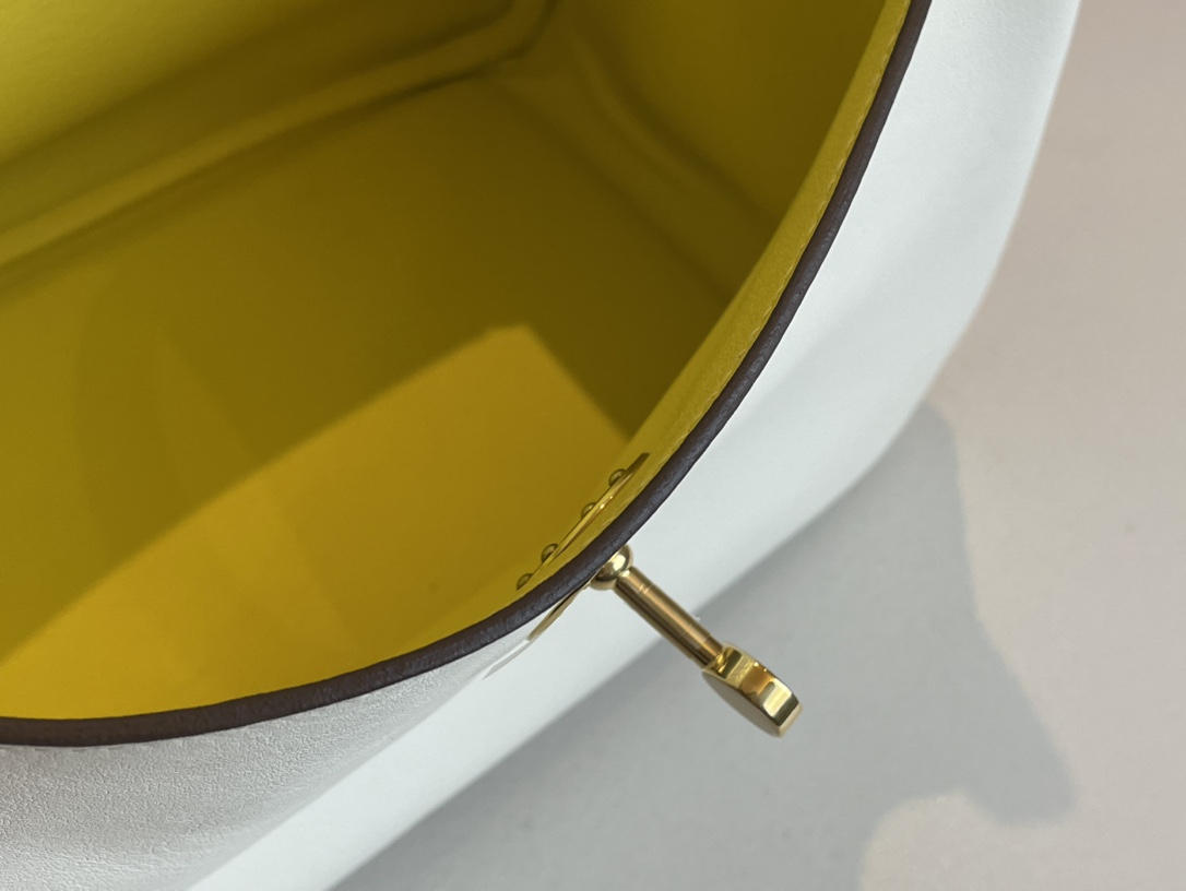 H**mes lindy-swift leather-2630cm