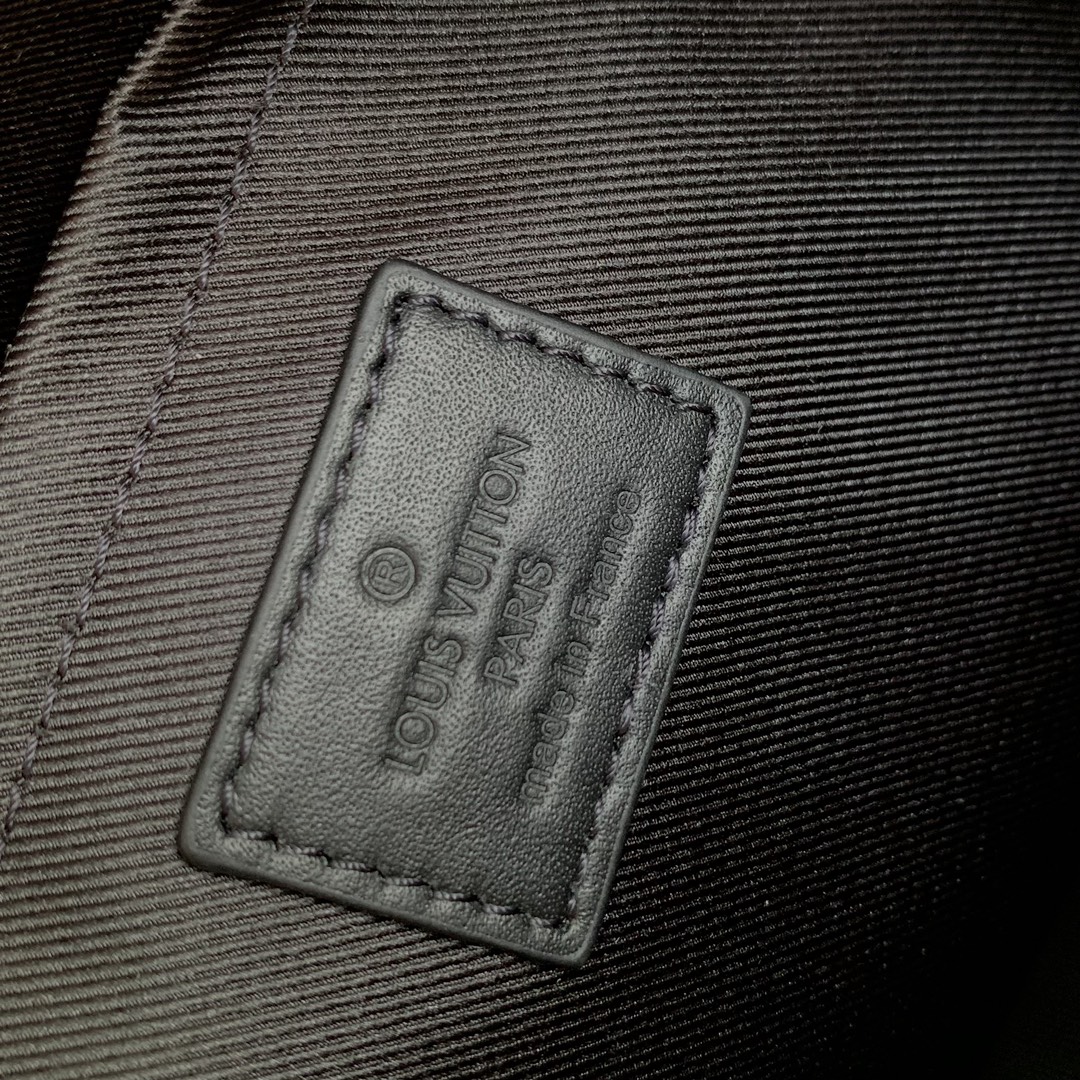 l0*is V*t0n city keepall-27x17x13cm