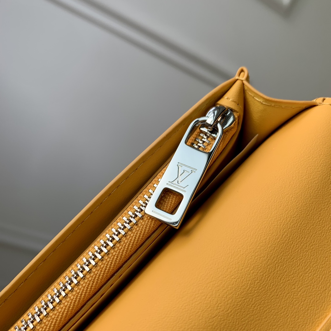 l0*is V*t0n brazza wallet-10*19*2cm