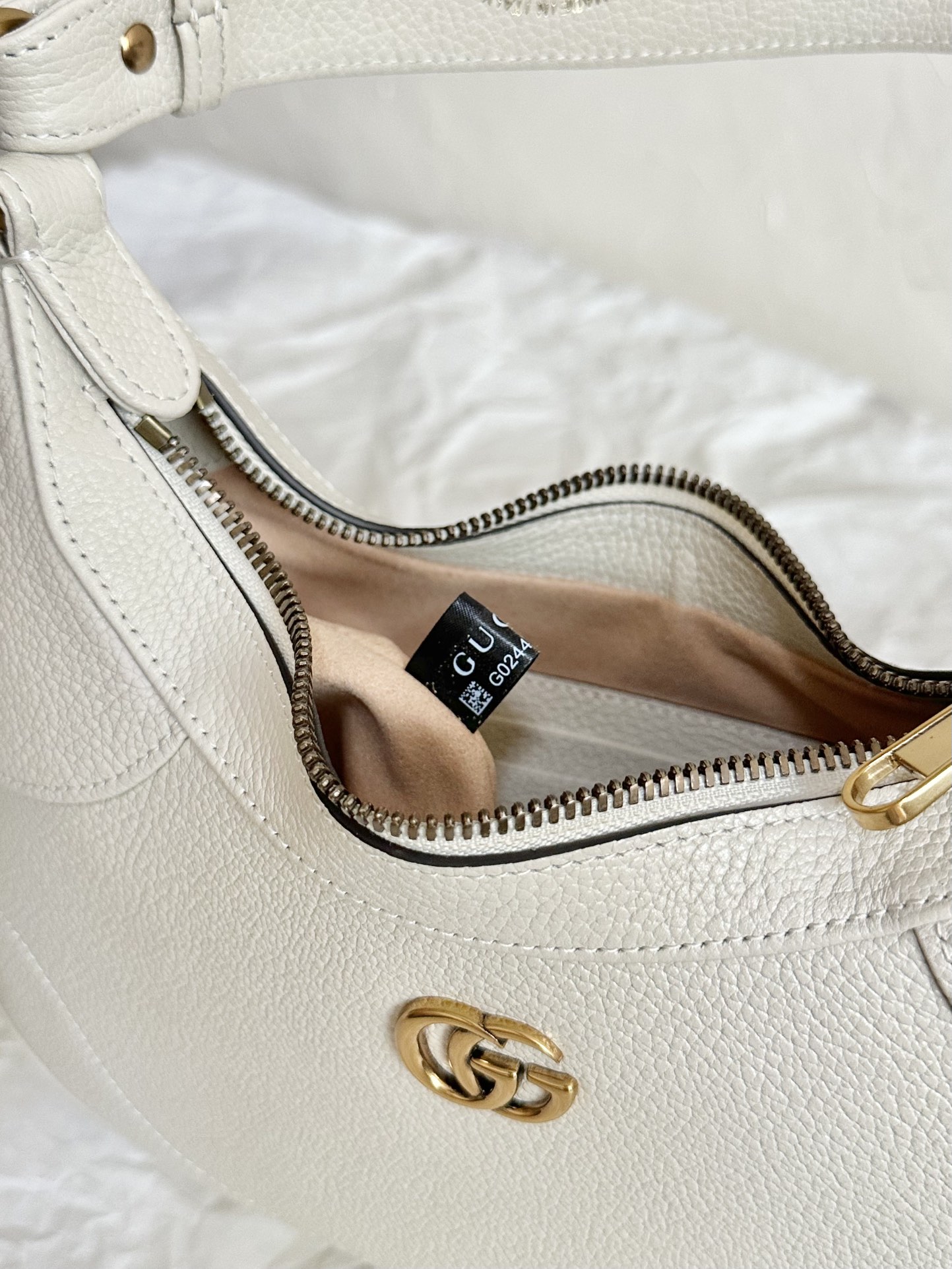 G*u*i aphrodite bag-25×19×7cm