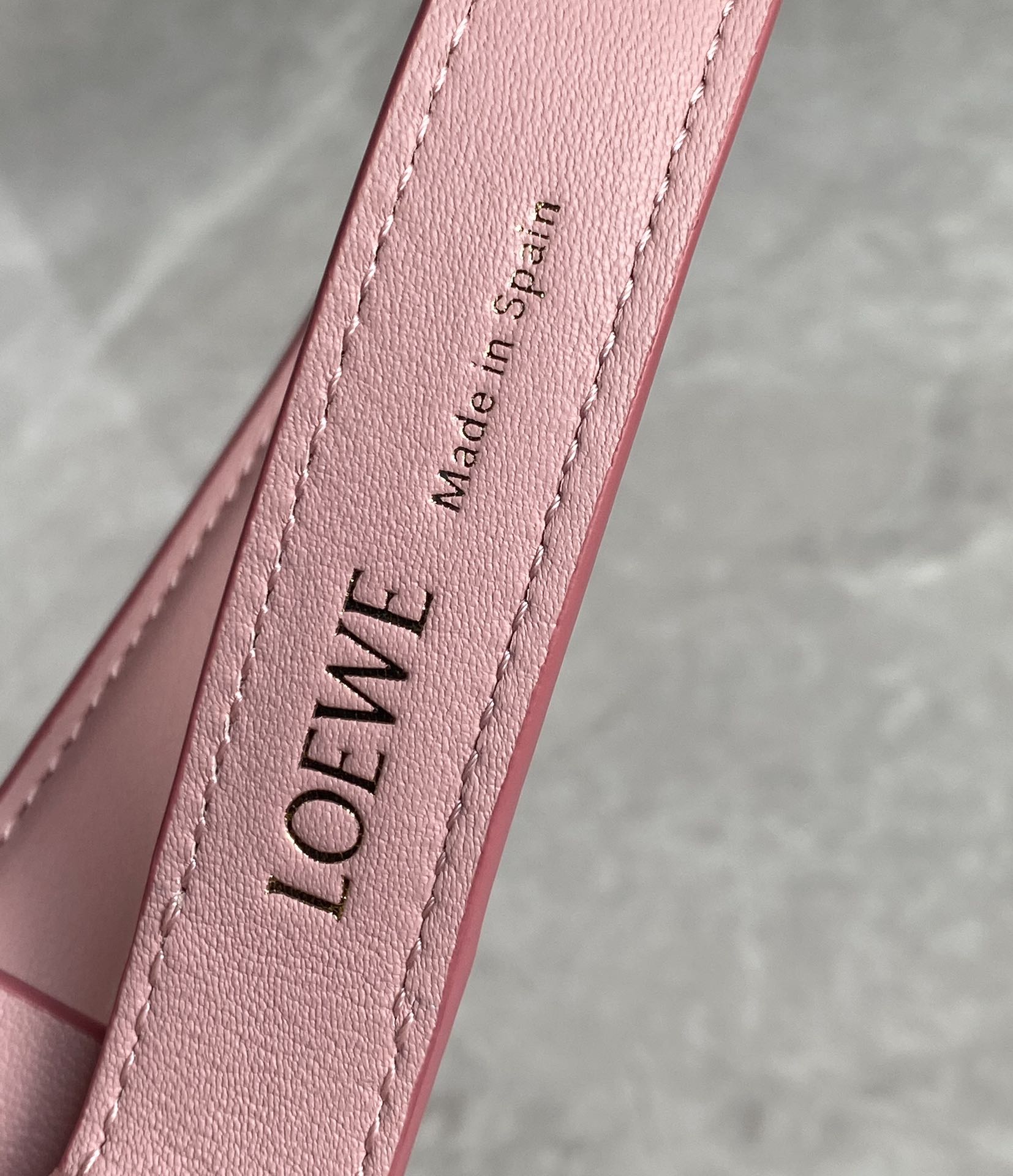 L0ew* cubi bag-20.5×17×12.5cm