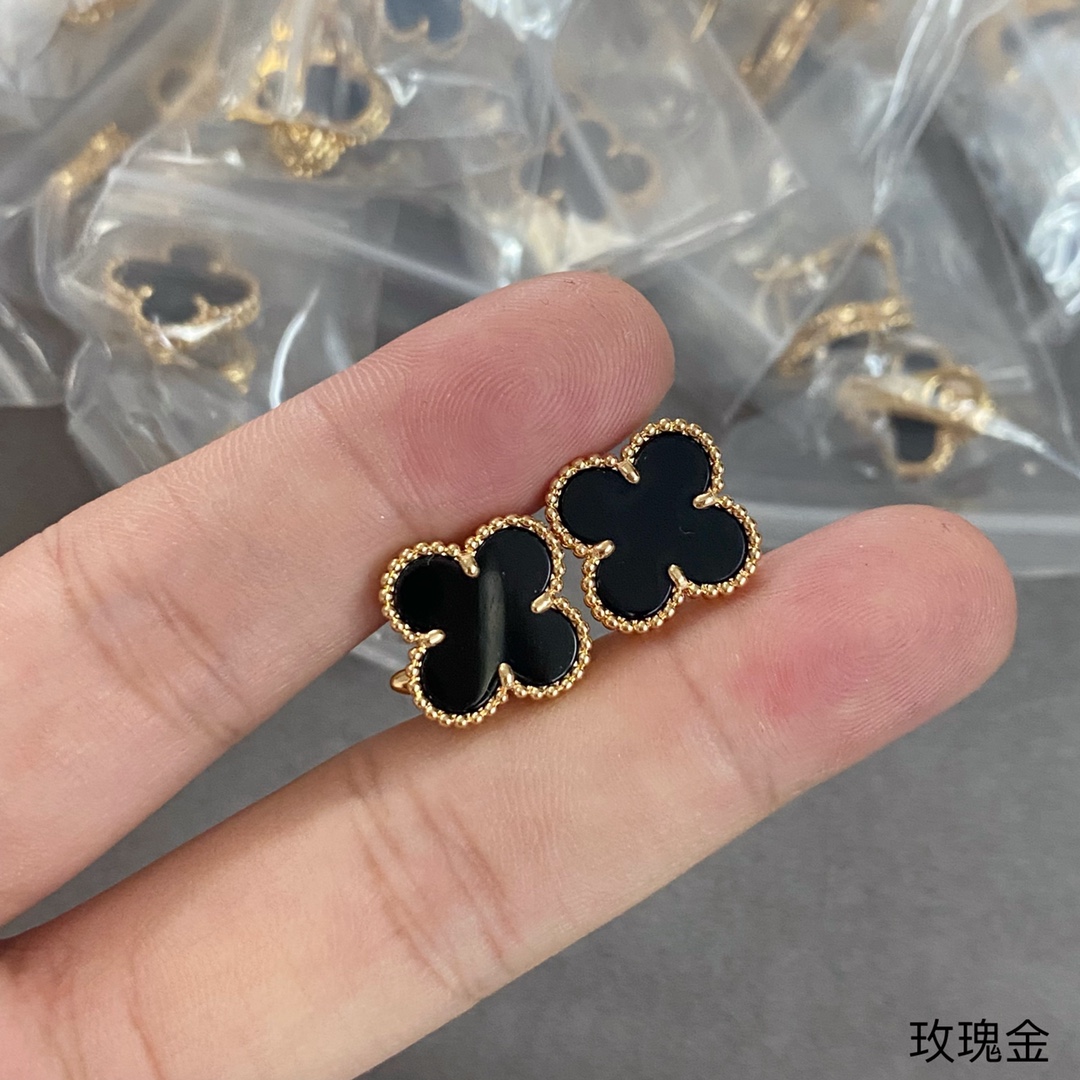 Vca Earring