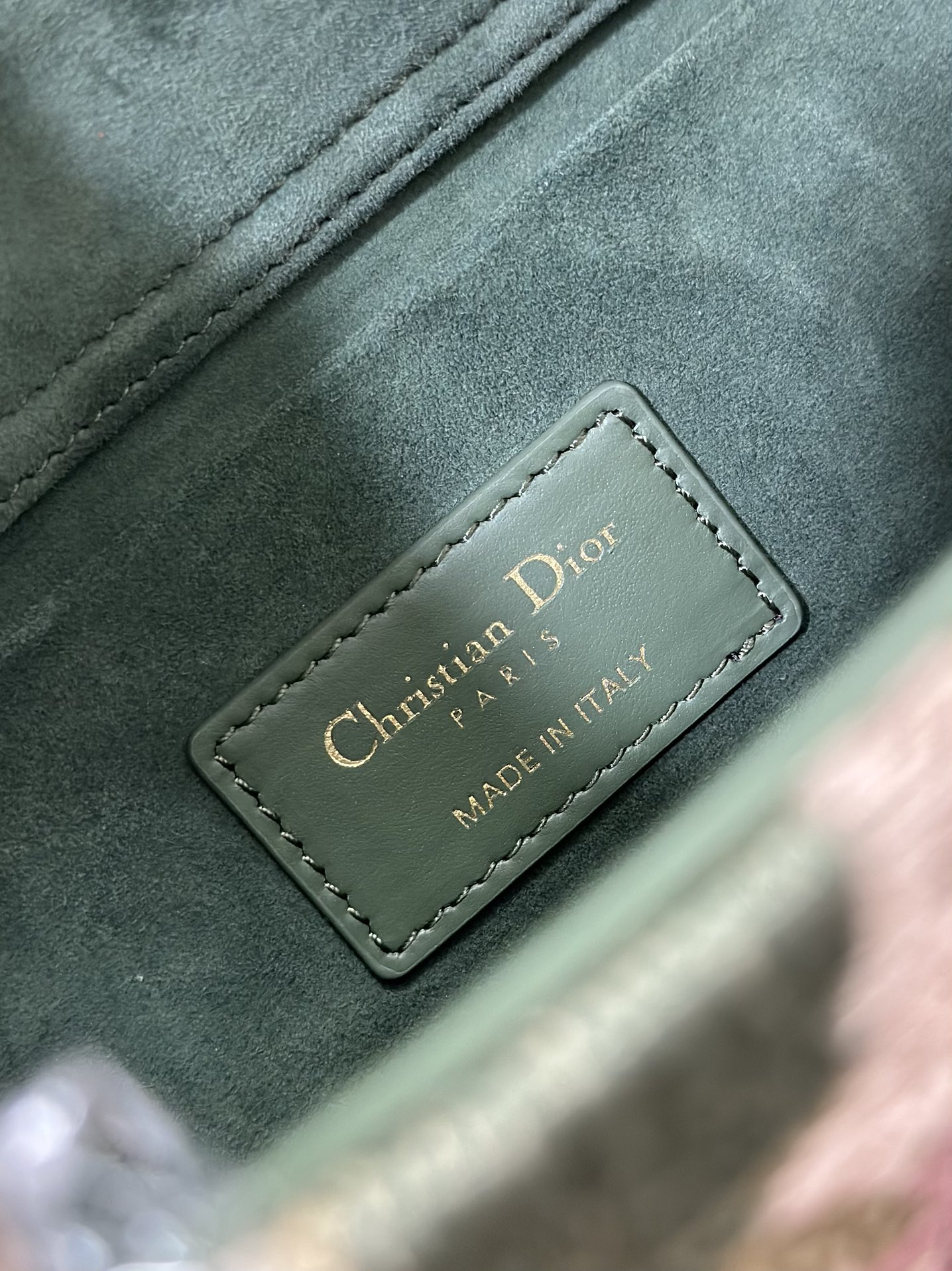 lady D*or handle bag-26 x 13.5 x 5cm