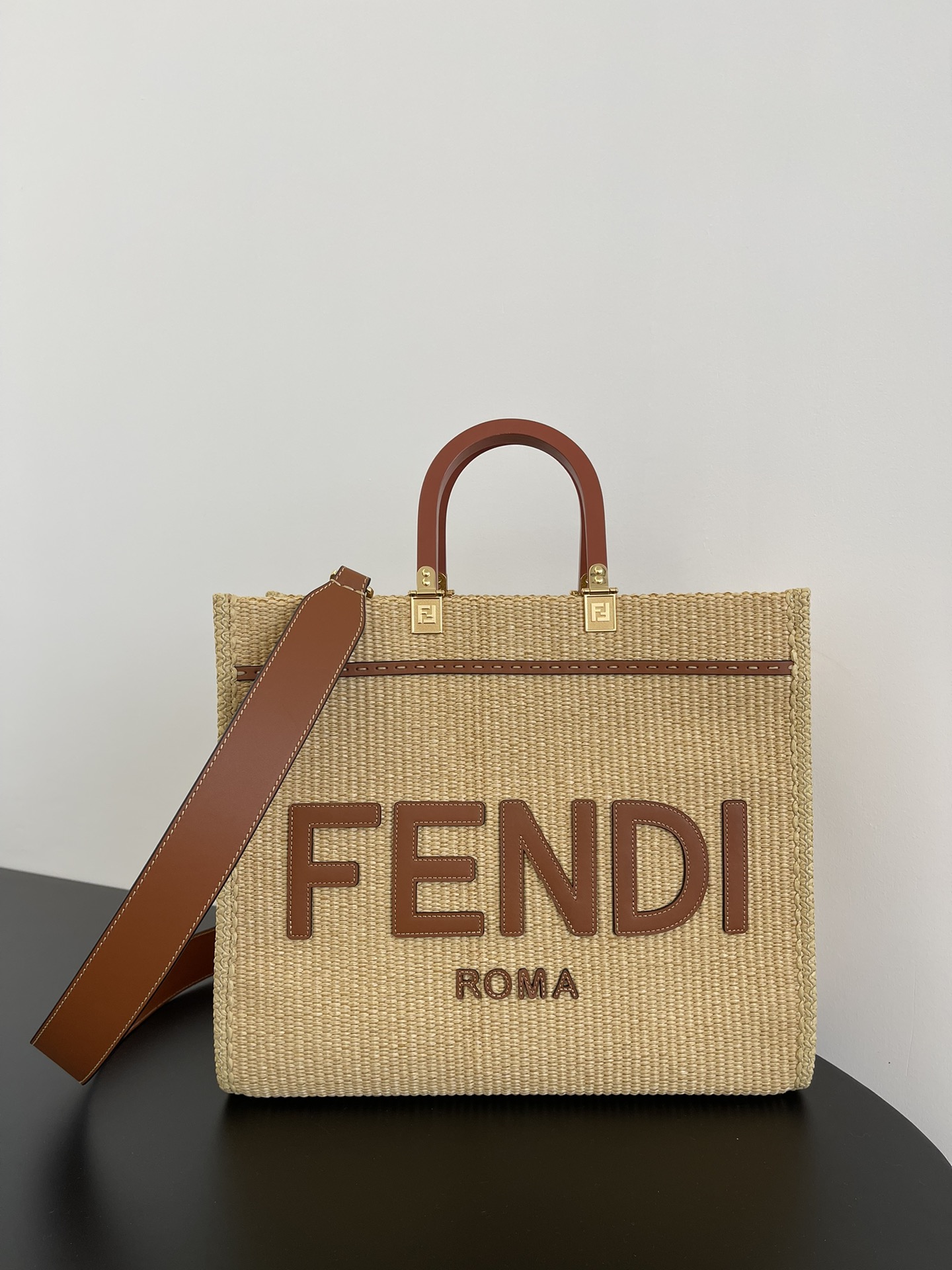 F**di sunshine tote-31x17x35cm