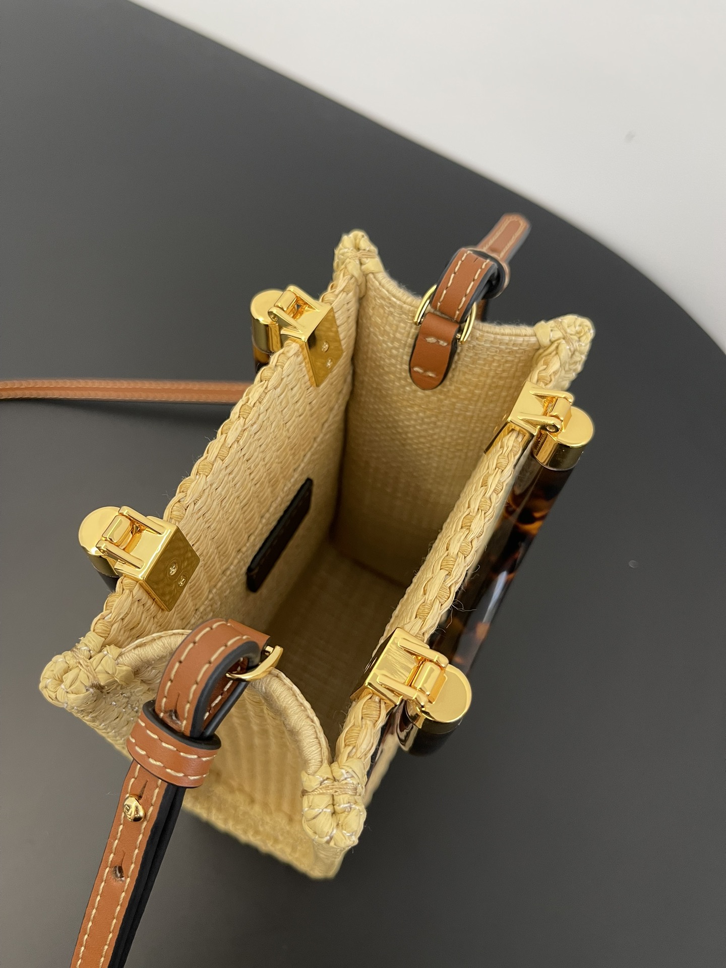 F**di sunshine mini tote -13x6.5x18cm