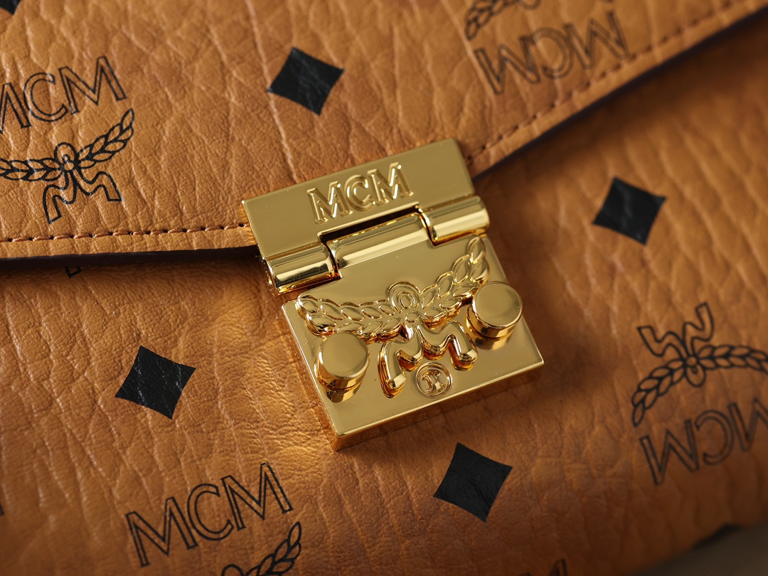 MCM Tracy Bag-23.5*13.5CM