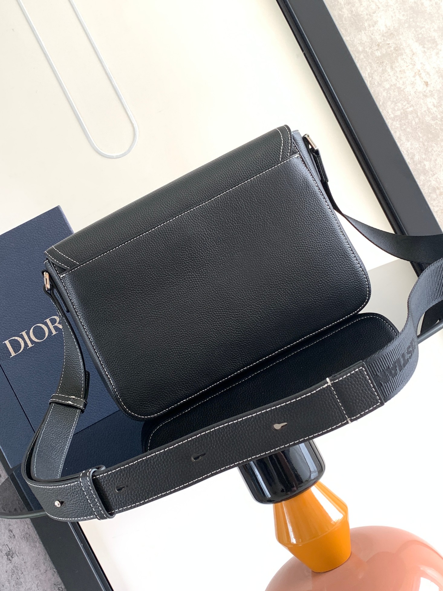 D*or saddle messenger bag-31 x 23 x 8cm