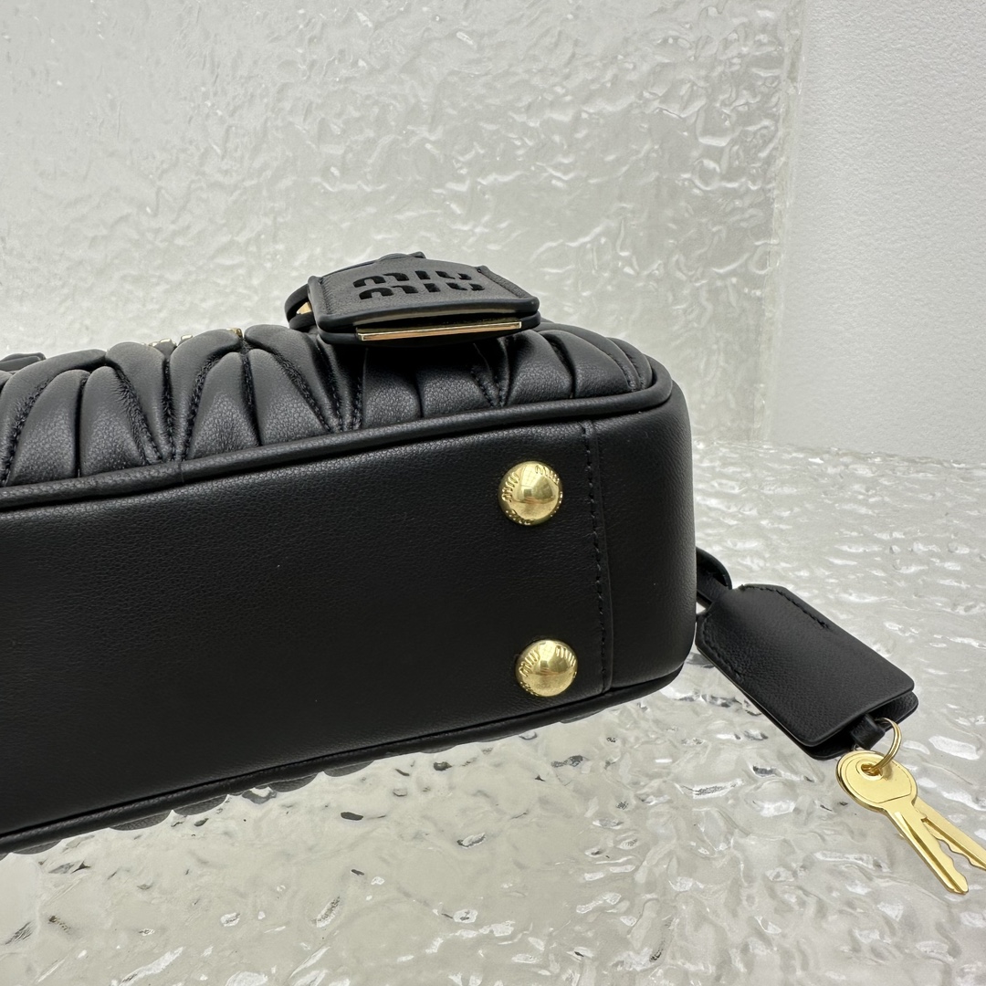 M*um*u vintage too pretty bag-19*13*6cm