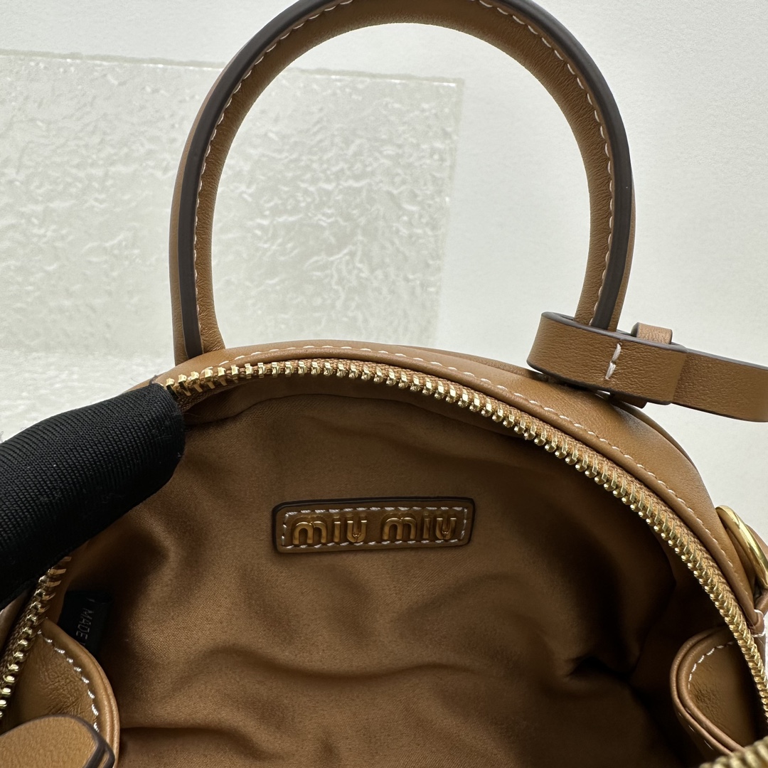 M*um*u ss23 bag-18*11.5*8cm