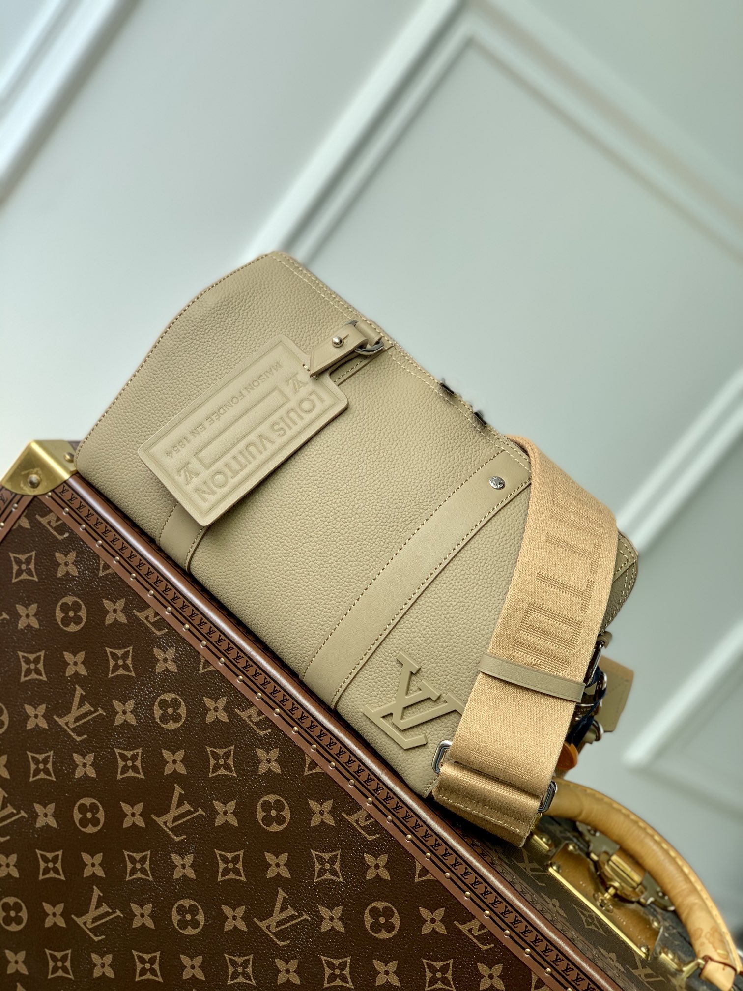 l0*is V*t0n city keepall-27x17x13cm