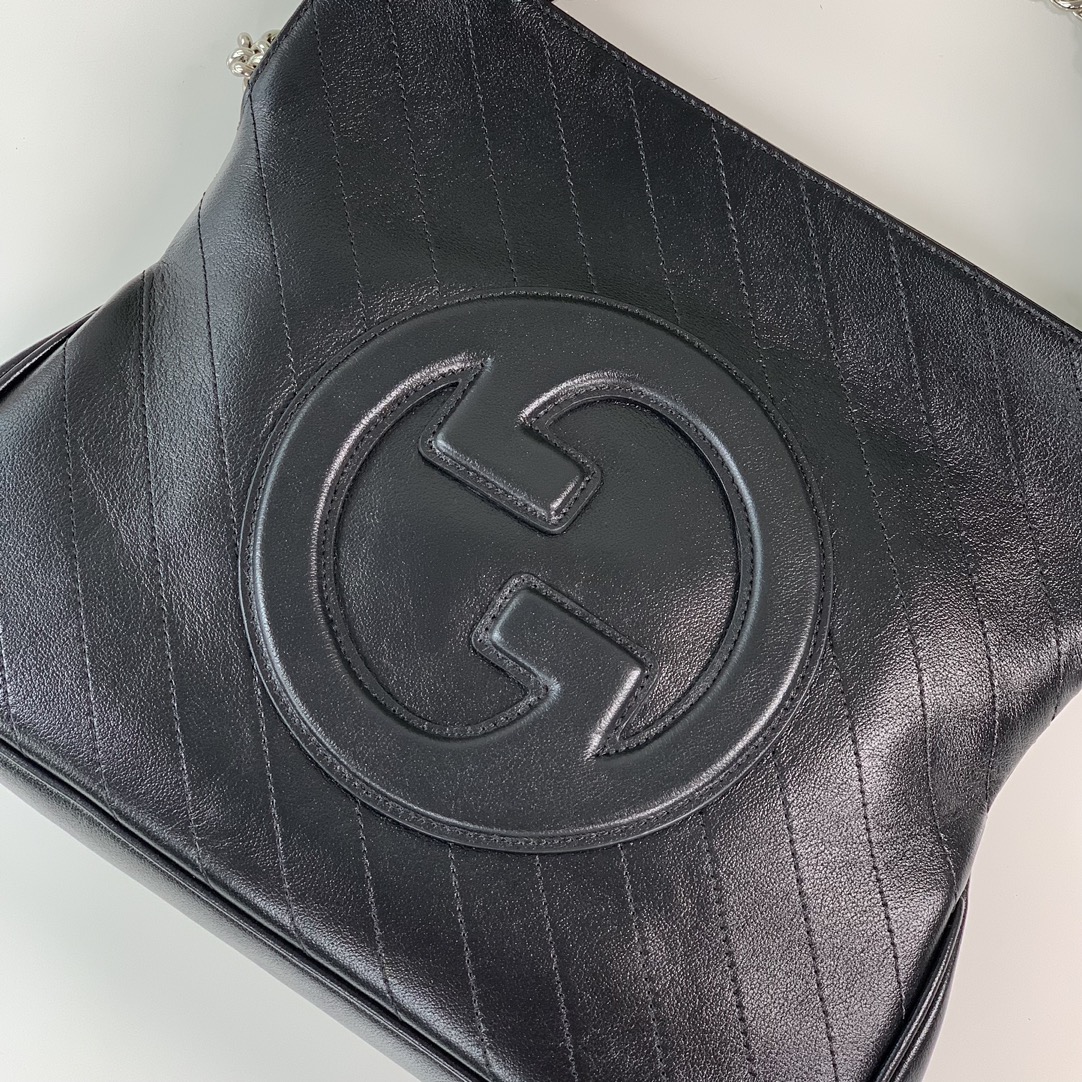 G*u*i blondie tote-24x30x6cm