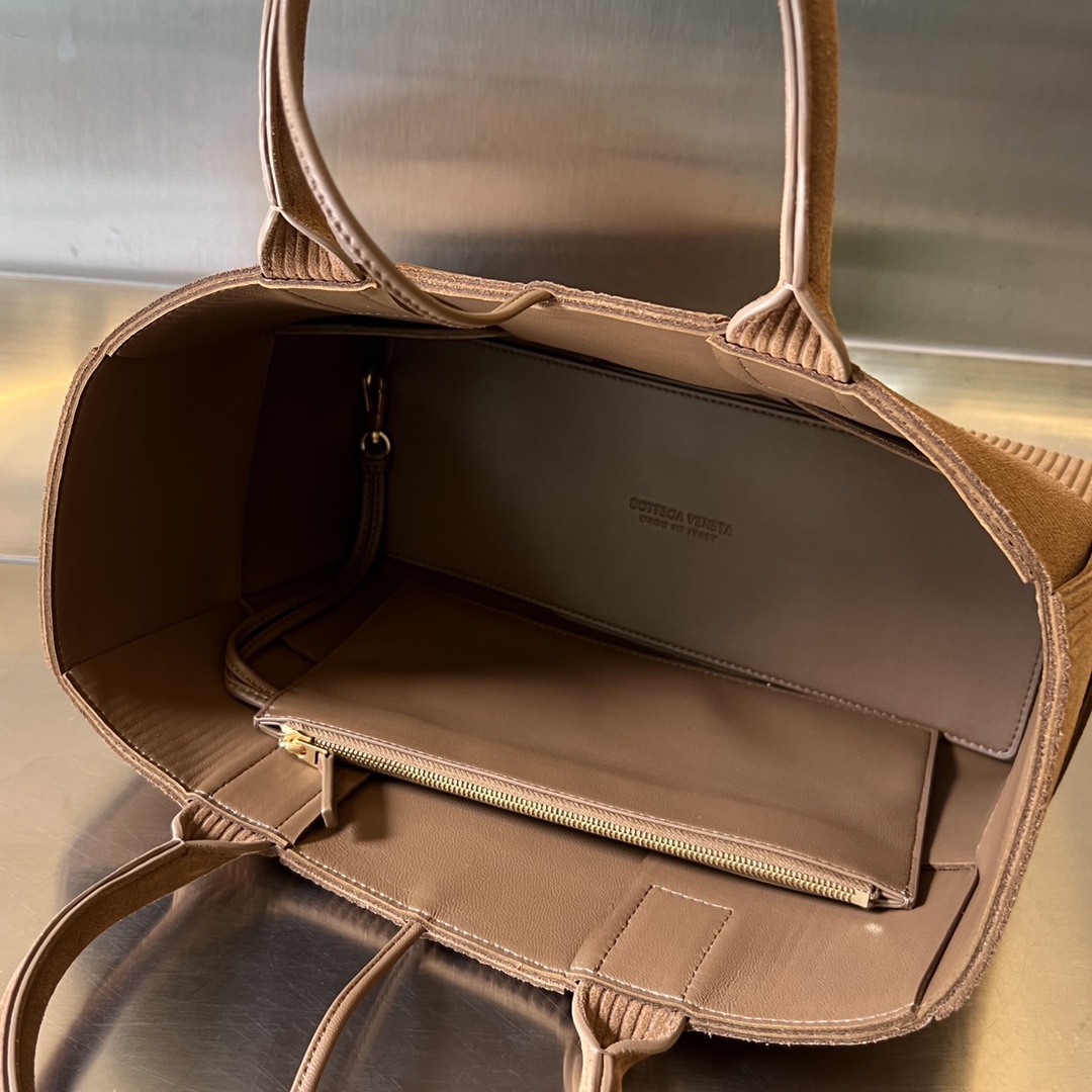 bo*te*ga Ve*ne*ta arco tote-30x20x11.5cm