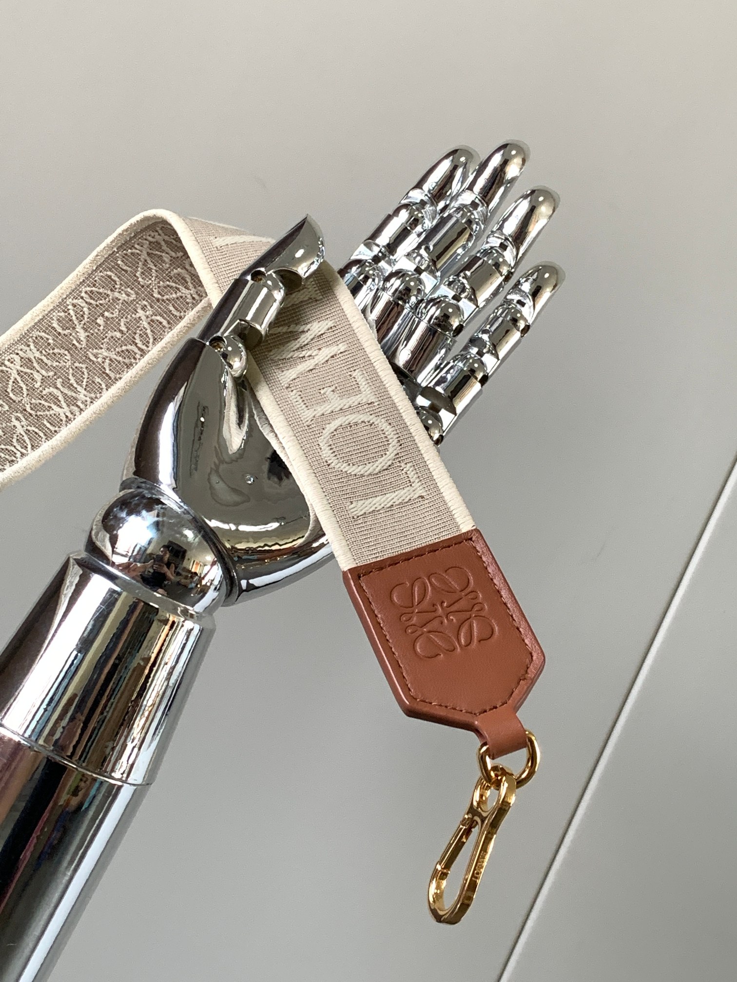 L0ew* anagram straps-134cm