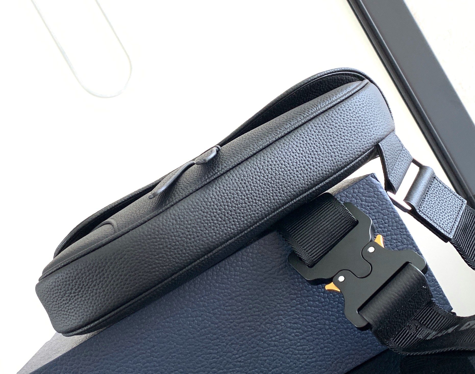 D*or&by erl saddle bag-26 x 19 x 4.5cm