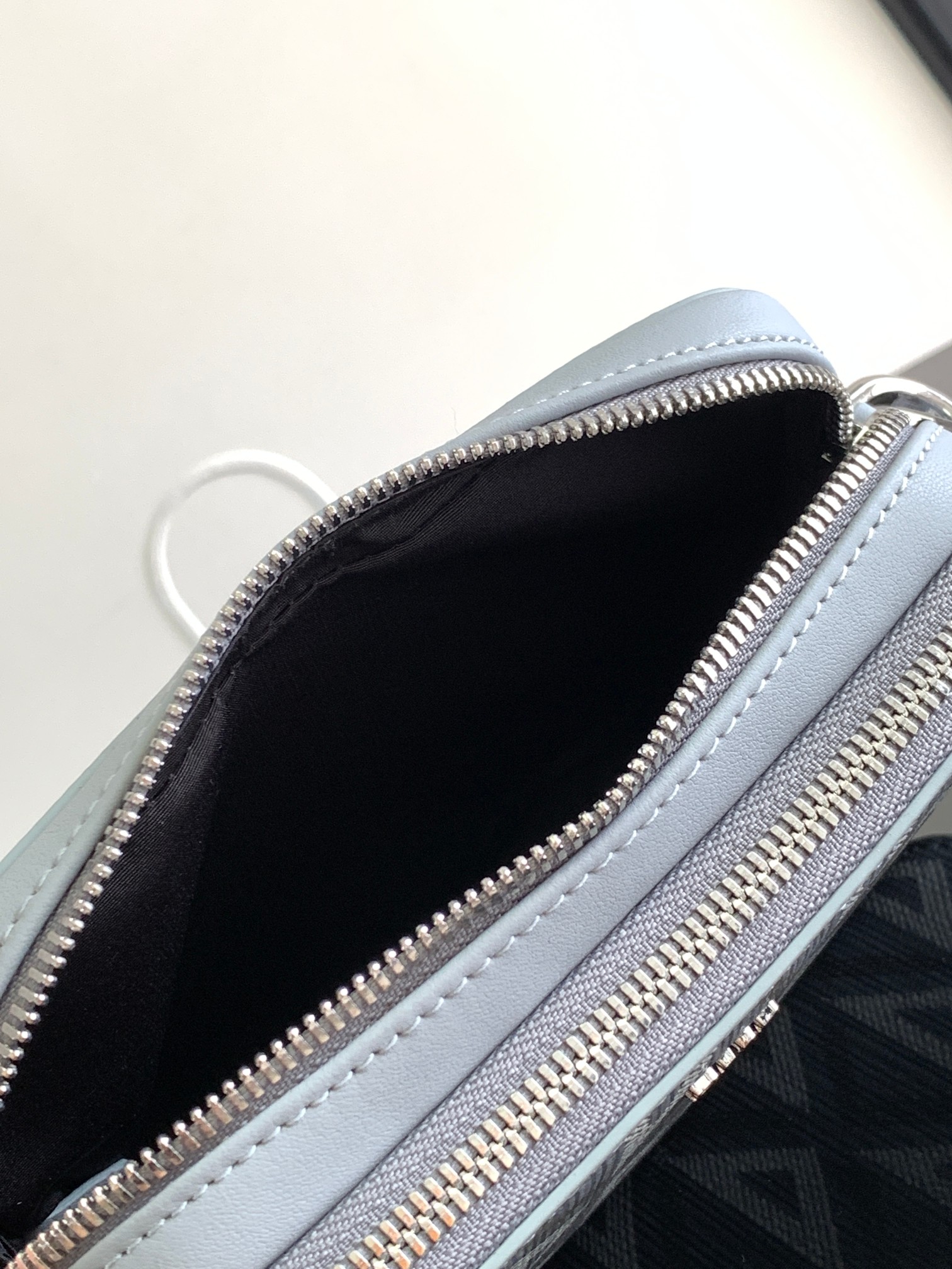 D*or oblique handlebag-17 x 12.5 x 55cm