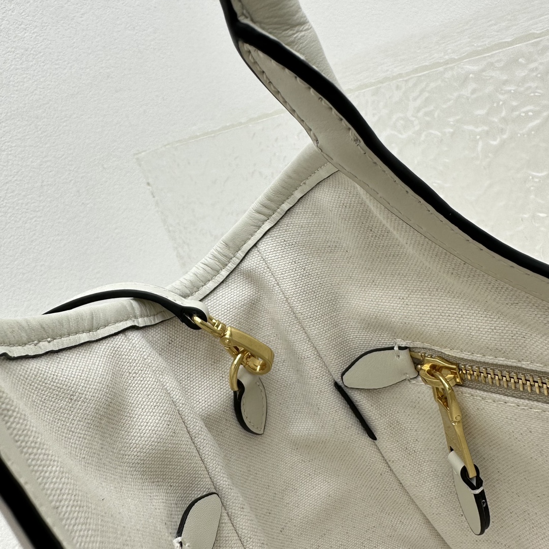 M*um*u hobo bag-22*11*14cm