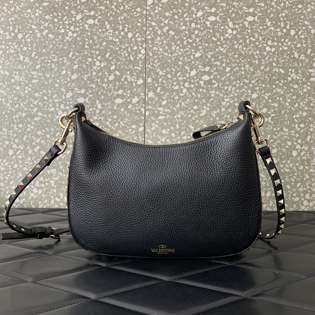 Va1e*ntin0 garavani rockstud hobo bag-6✖️4✖️16cm
